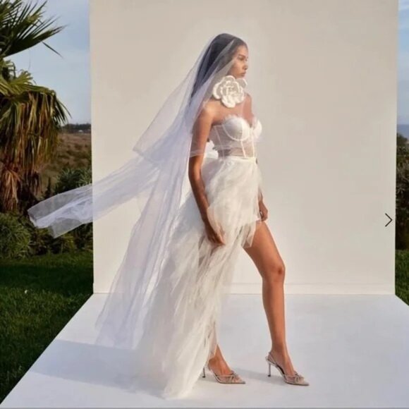 For Love & Lemons X REVOLVE Bustier Gown in White Small New Lace Wedding Dress - Picture 16 of 17